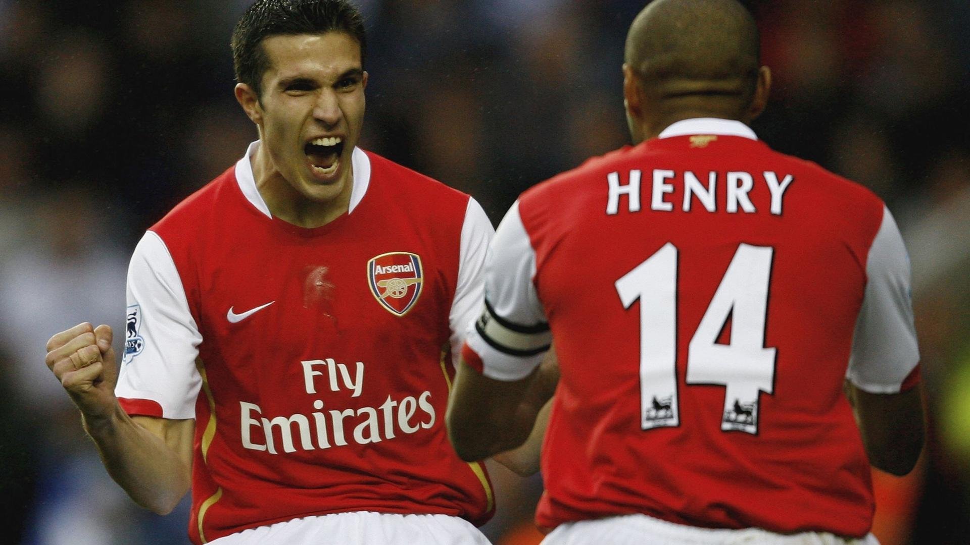 VAR争议：关键判罚案例复盘与技术改进建议，var案例分析