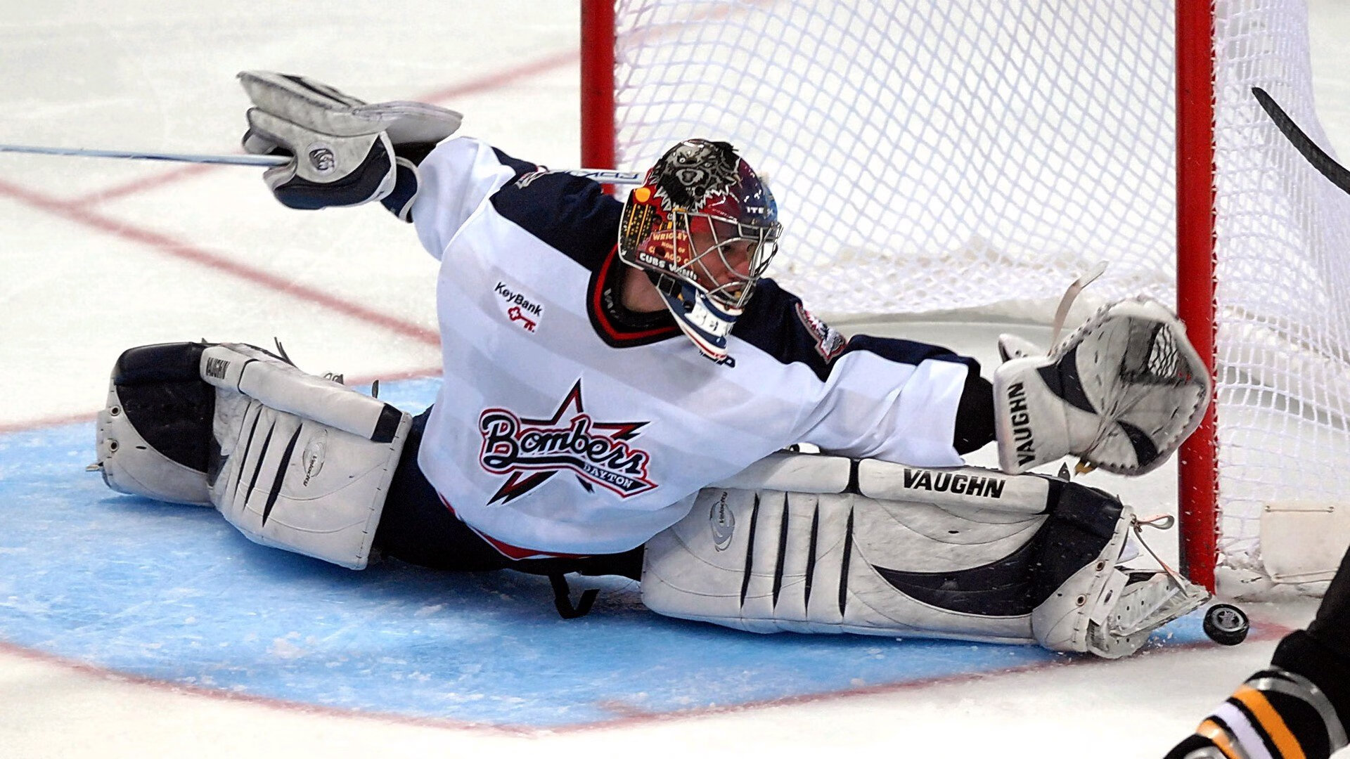 麦克沃伊蝶泳50米再次证明经验价值，100米蝶泳麦克尼尔视频